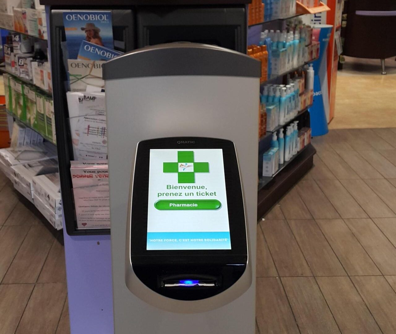 La Pharmacie de la Place adopte la gestion de file d&rsquo;attente Qmatic