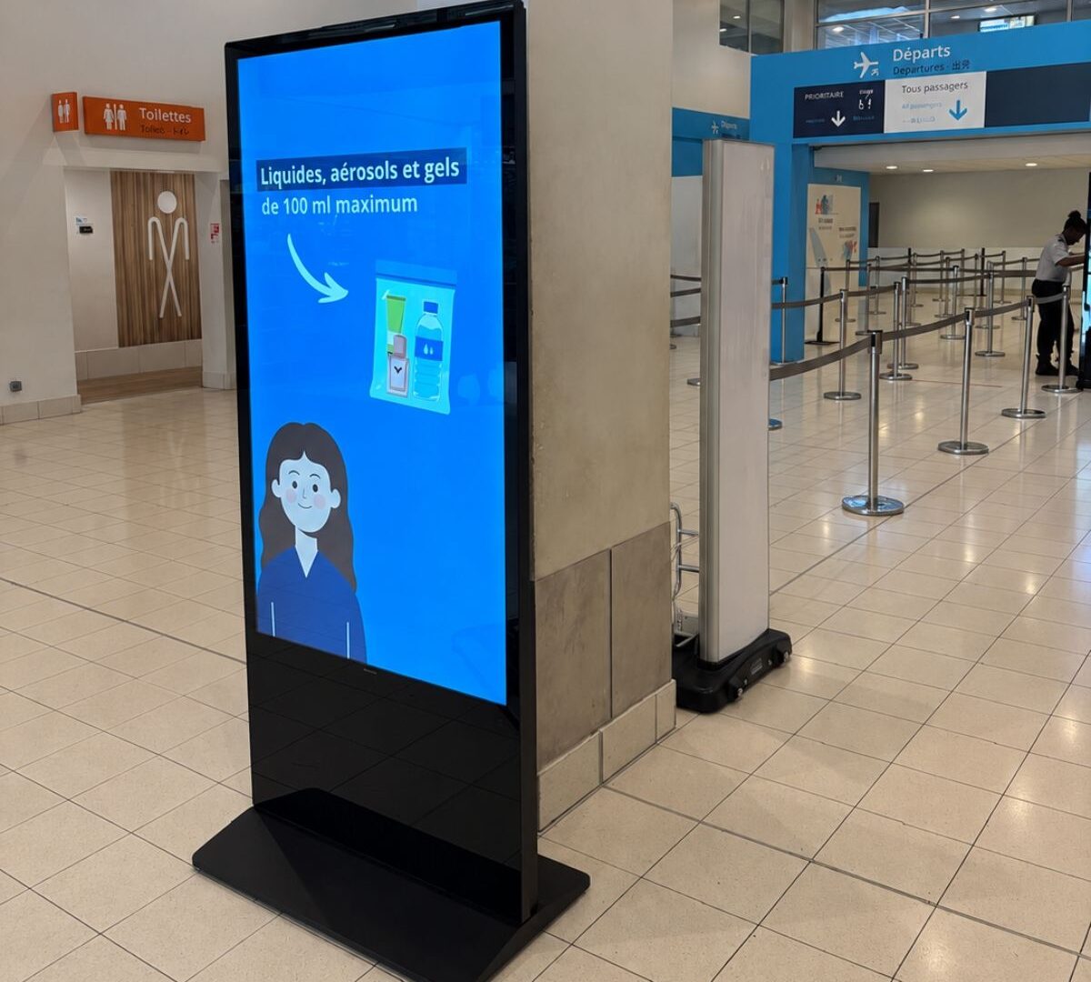 De nouveaux totems installés à l&rsquo;aéroport international de Nouméa – La Tontouta
